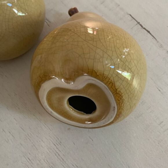 3 Ceramic Pears - Picture 3 of 4